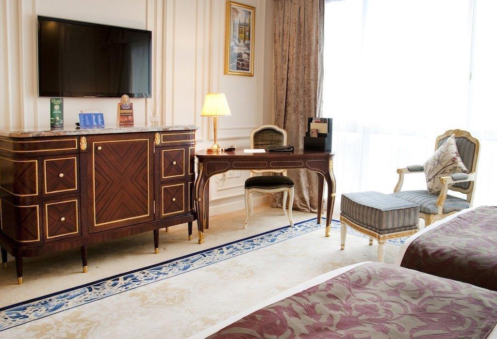 New Orient Landmark Hotel Makaó Szoba fotó A room at the hotel